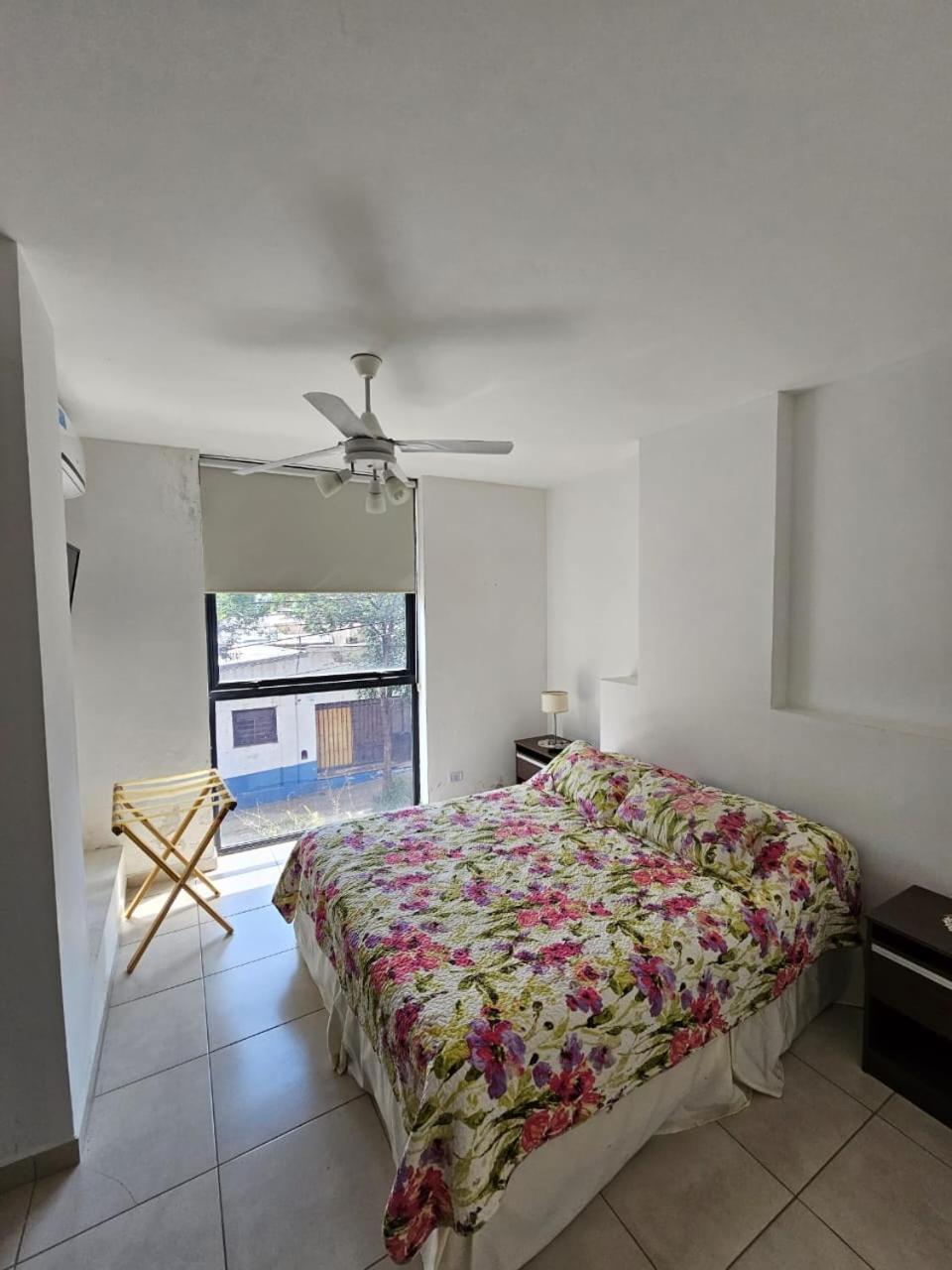 Apartment Esquiu C